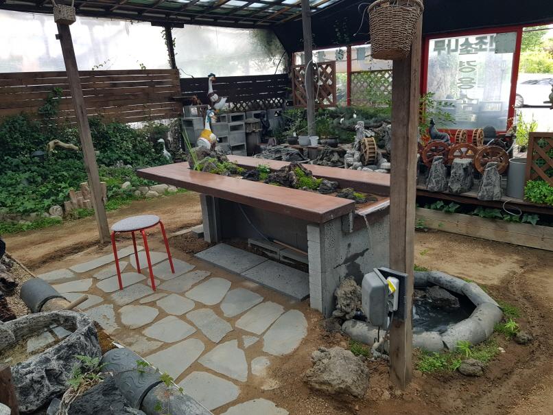 대구경북 실내인테리어.실내분수.실내인공폭포연못.실내조경공사